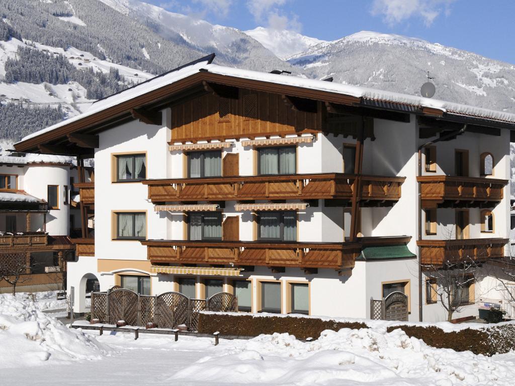 Ferienwohnungen Rahm Mayrhofen Kamer foto